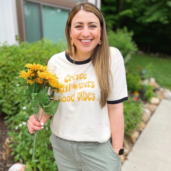 Meet your Posher, Shelby - Picture 5 of 7